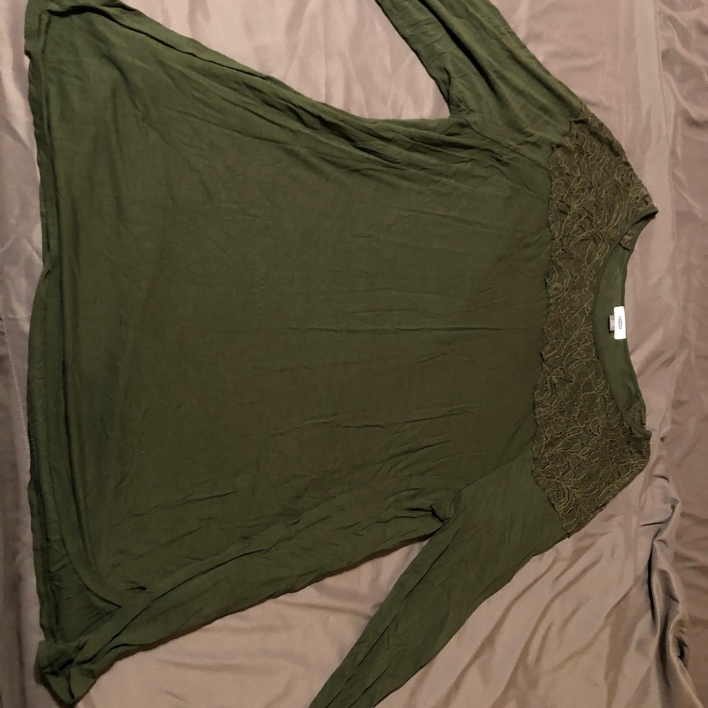 *Rebecca’s Bundle* Old Navy top